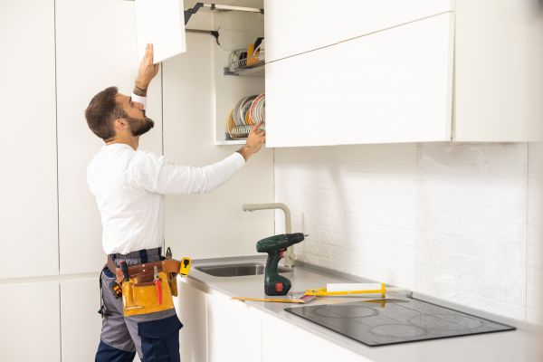 Cabinet Service